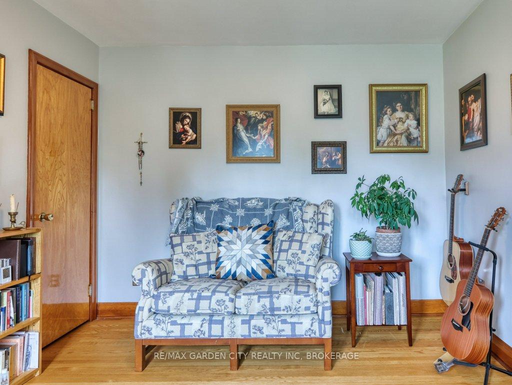 Photo 14 of 64 Dorothy Street, St. Catharines, Lakeport — HOMEH