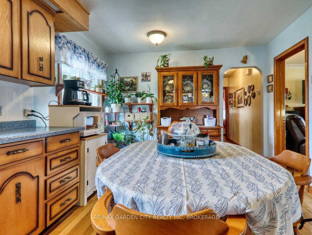 Photo 19 of 64 Dorothy Street, St. Catharines, Lakeport — HOMEH