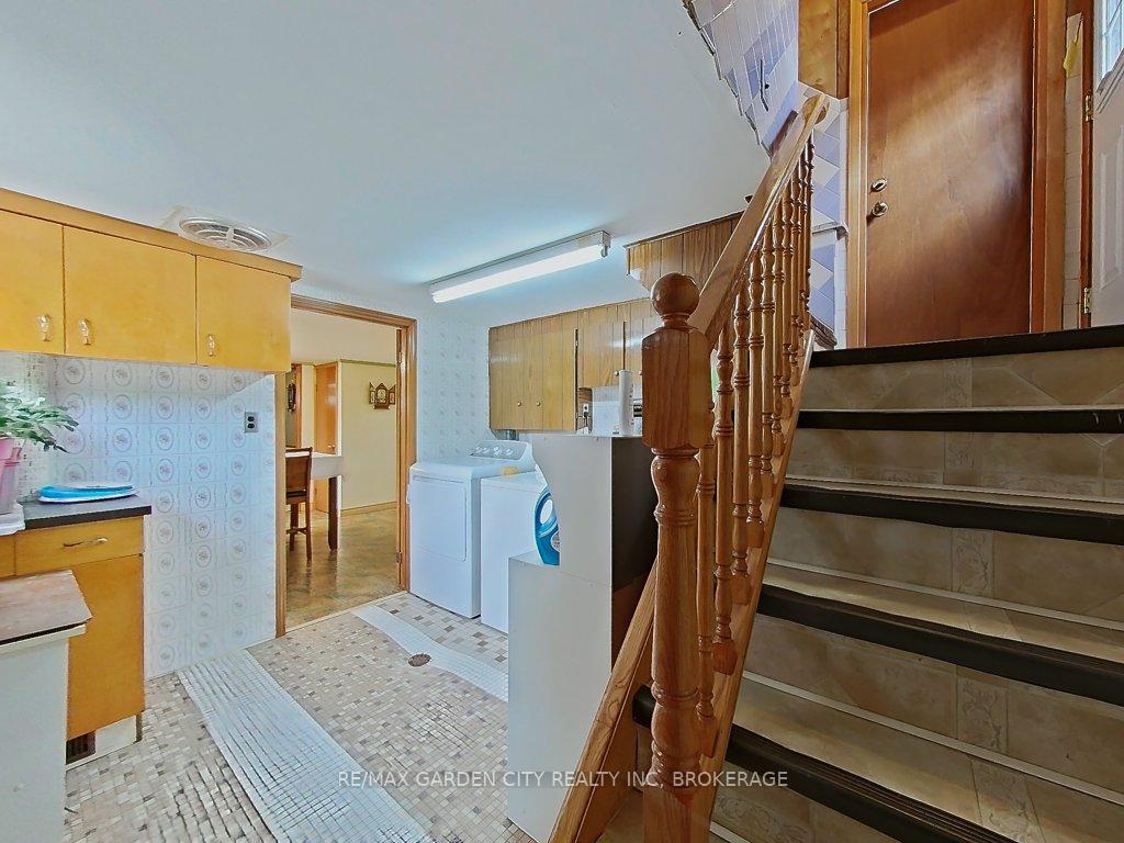Photo 27 of 64 Dorothy Street, St. Catharines, Lakeport — HOMEH