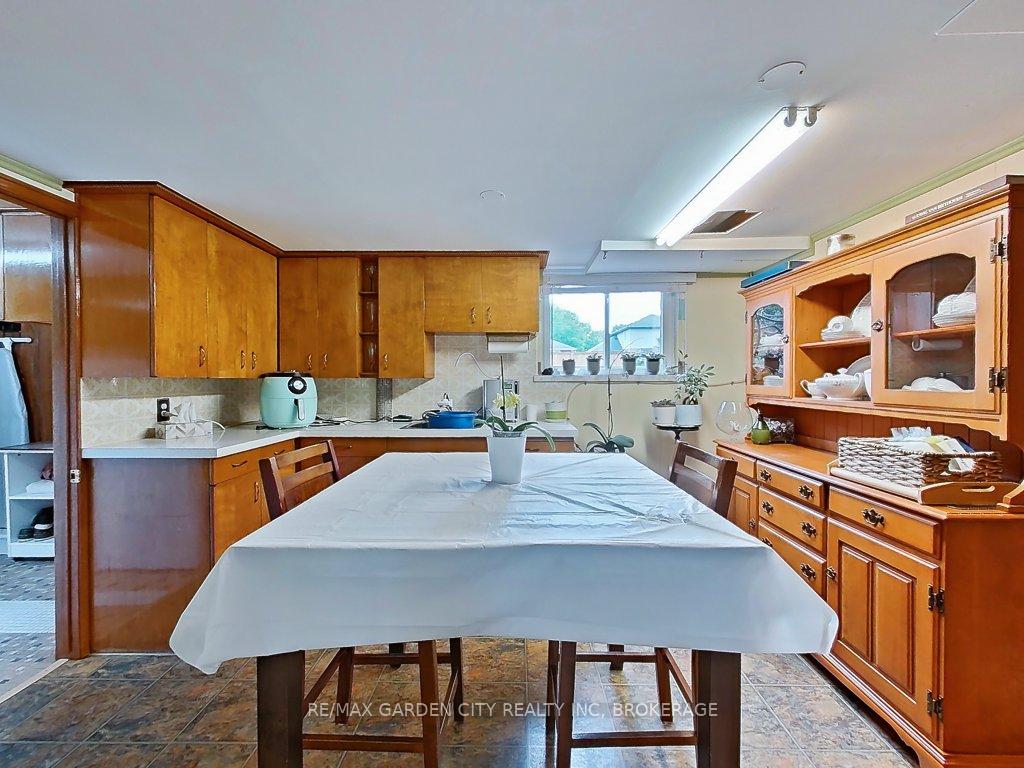 Photo 29 of 64 Dorothy Street, St. Catharines, Lakeport — HOMEH