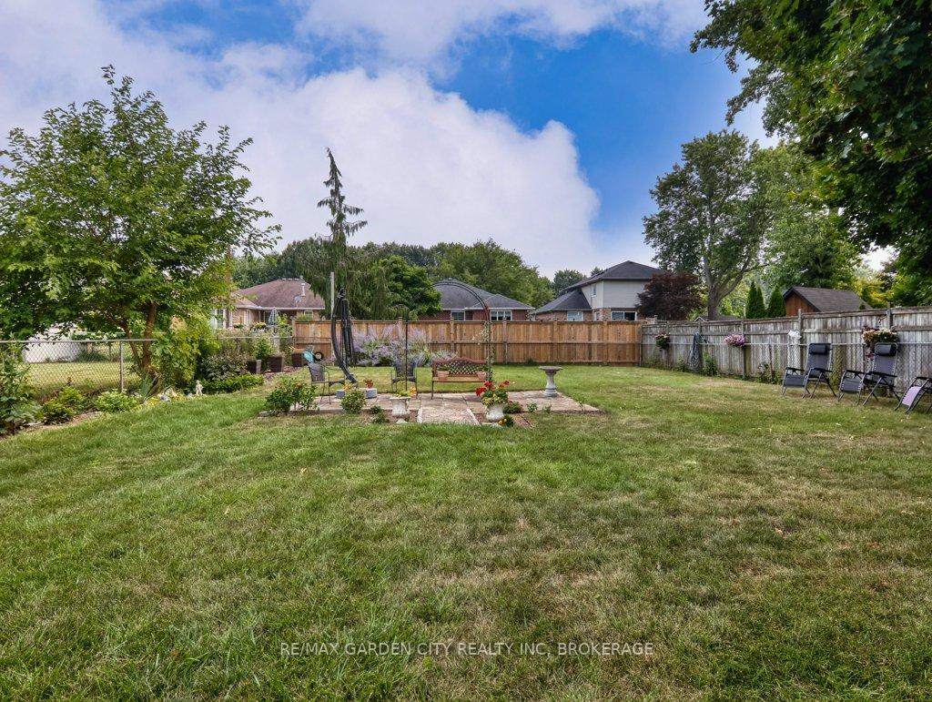 Photo 42 of 64 Dorothy Street, St. Catharines, Lakeport — HOMEH