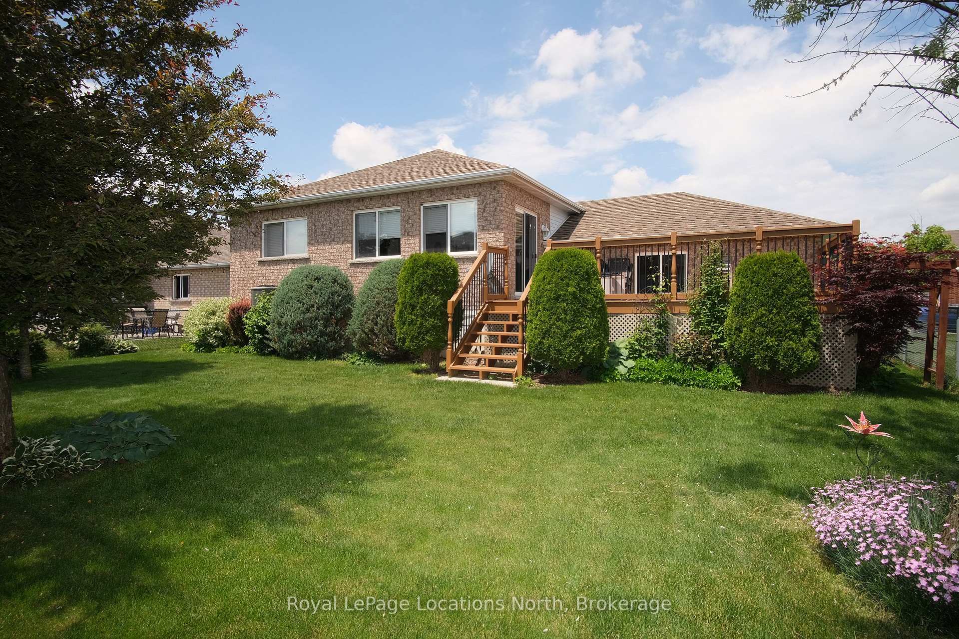 Photo 7 of 19 Whitfield Crescent, Springwater, Elmvale — HOMEH
