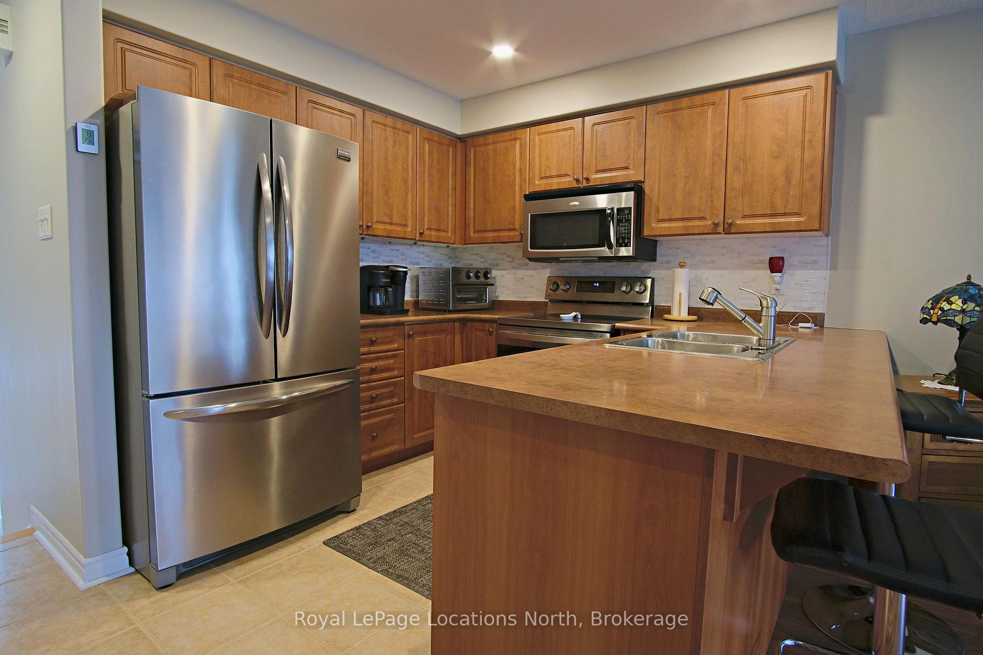 Photo 11 of 19 Whitfield Crescent, Springwater, Elmvale — HOMEH