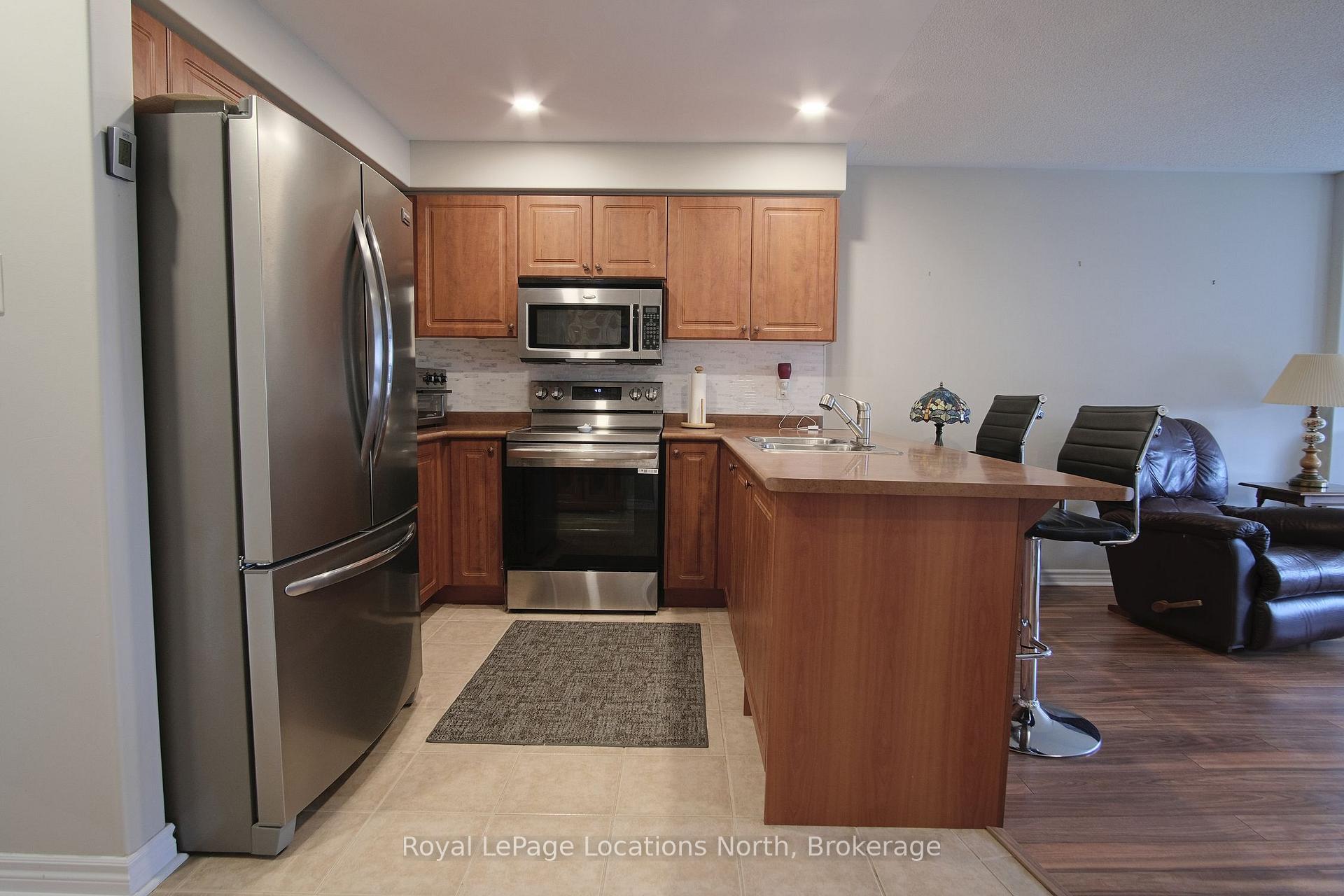 Photo 14 of 19 Whitfield Crescent, Springwater, Elmvale — HOMEH