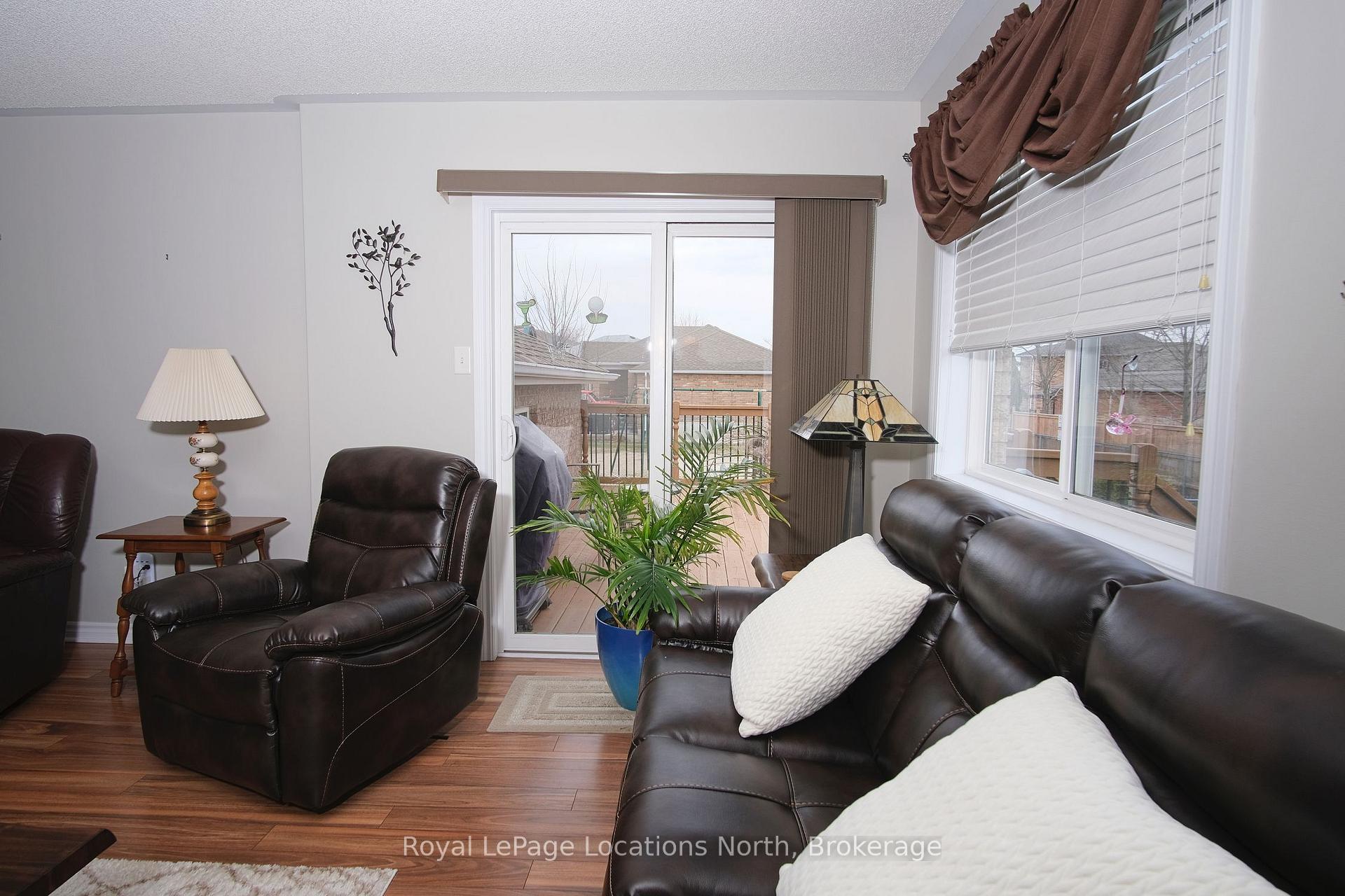 Photo 15 of 19 Whitfield Crescent, Springwater, Elmvale — HOMEH