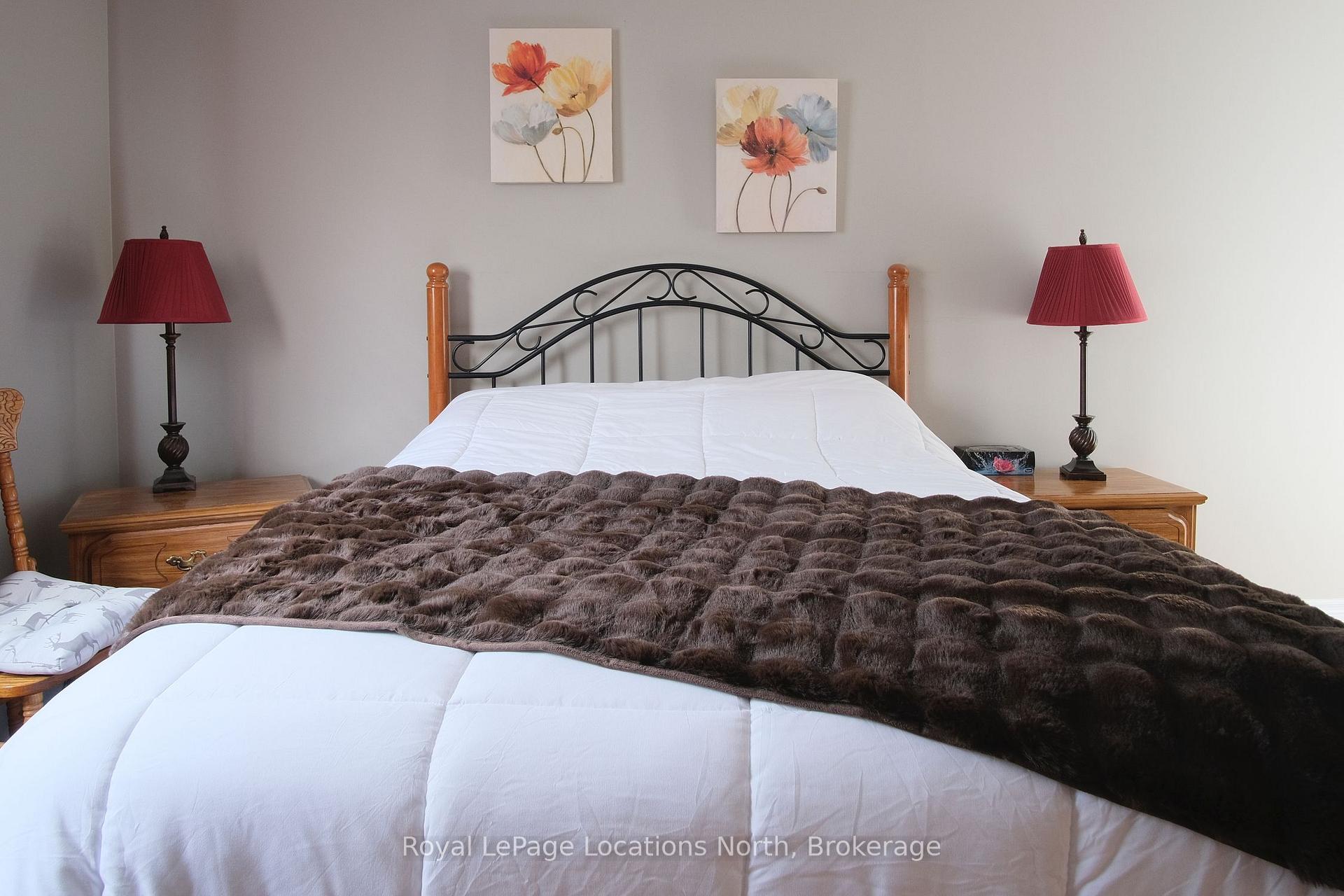 Photo 22 of 19 Whitfield Crescent, Springwater, Elmvale — HOMEH