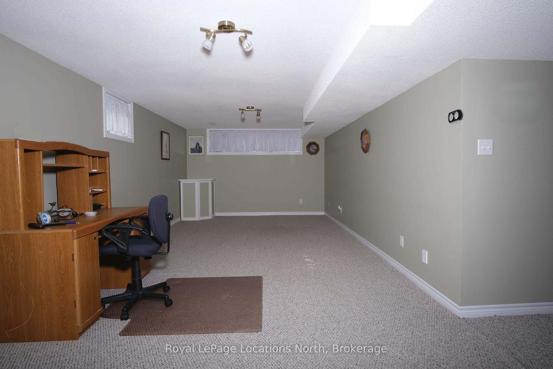 Photo 26 of 19 Whitfield Crescent, Springwater, Elmvale — HOMEH