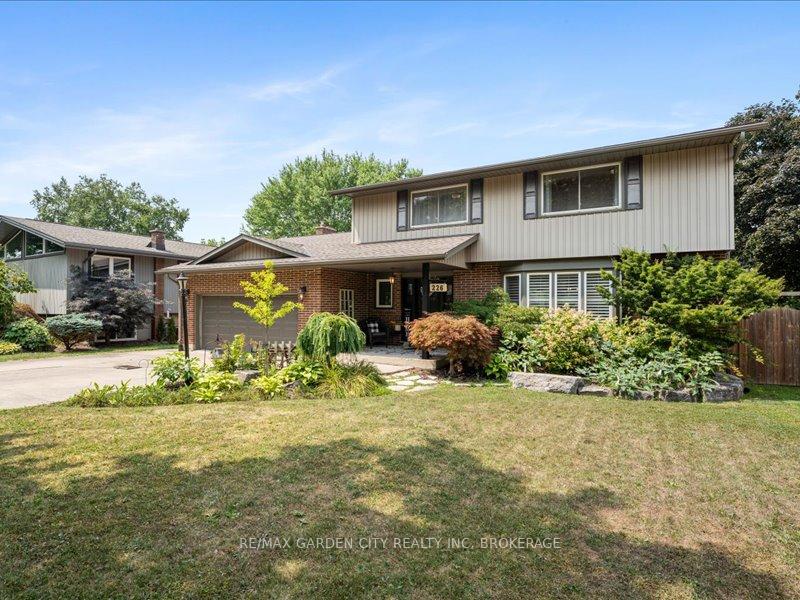 Photo 2 of 226 Riverview Boulevard, St. Catharines, Glendale/Glenridge — HOMEH