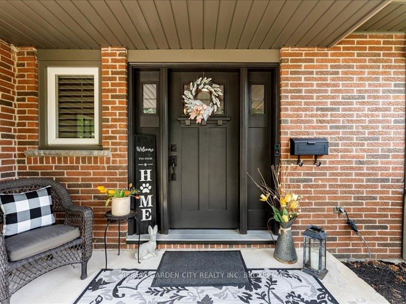 Photo 3 of 226 Riverview Boulevard, St. Catharines, Glendale/Glenridge — HOMEH
