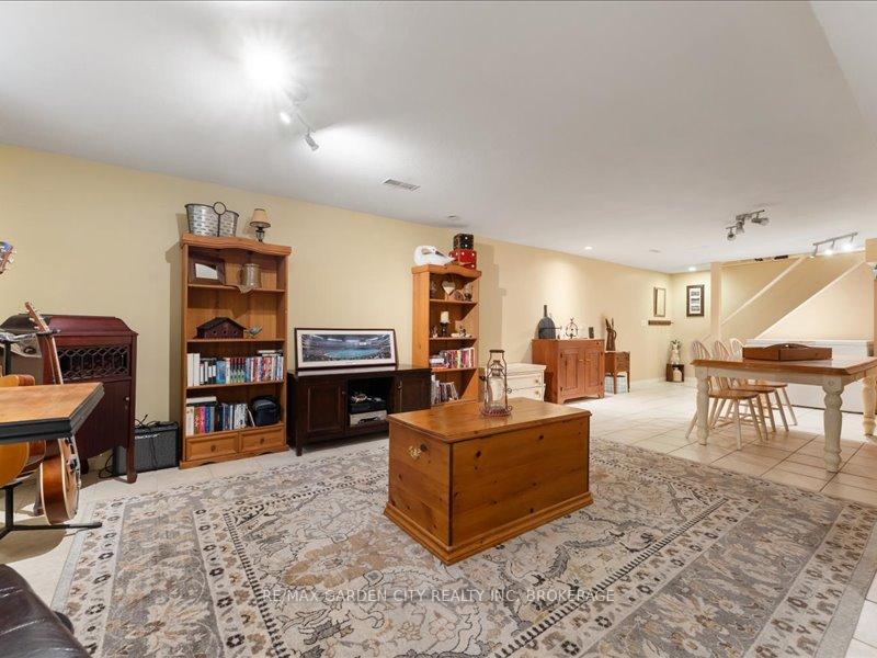 Photo 23 of 226 Riverview Boulevard, St. Catharines, Glendale/Glenridge — HOMEH