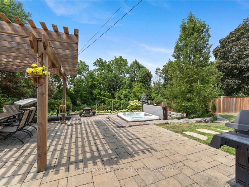 Photo 24 of 226 Riverview Boulevard, St. Catharines, Glendale/Glenridge — HOMEH