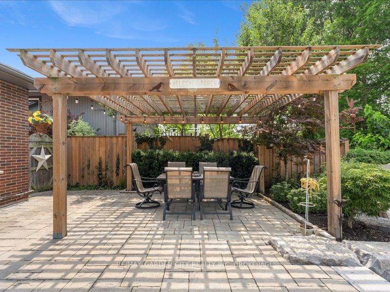 Photo 25 of 226 Riverview Boulevard, St. Catharines, Glendale/Glenridge — HOMEH