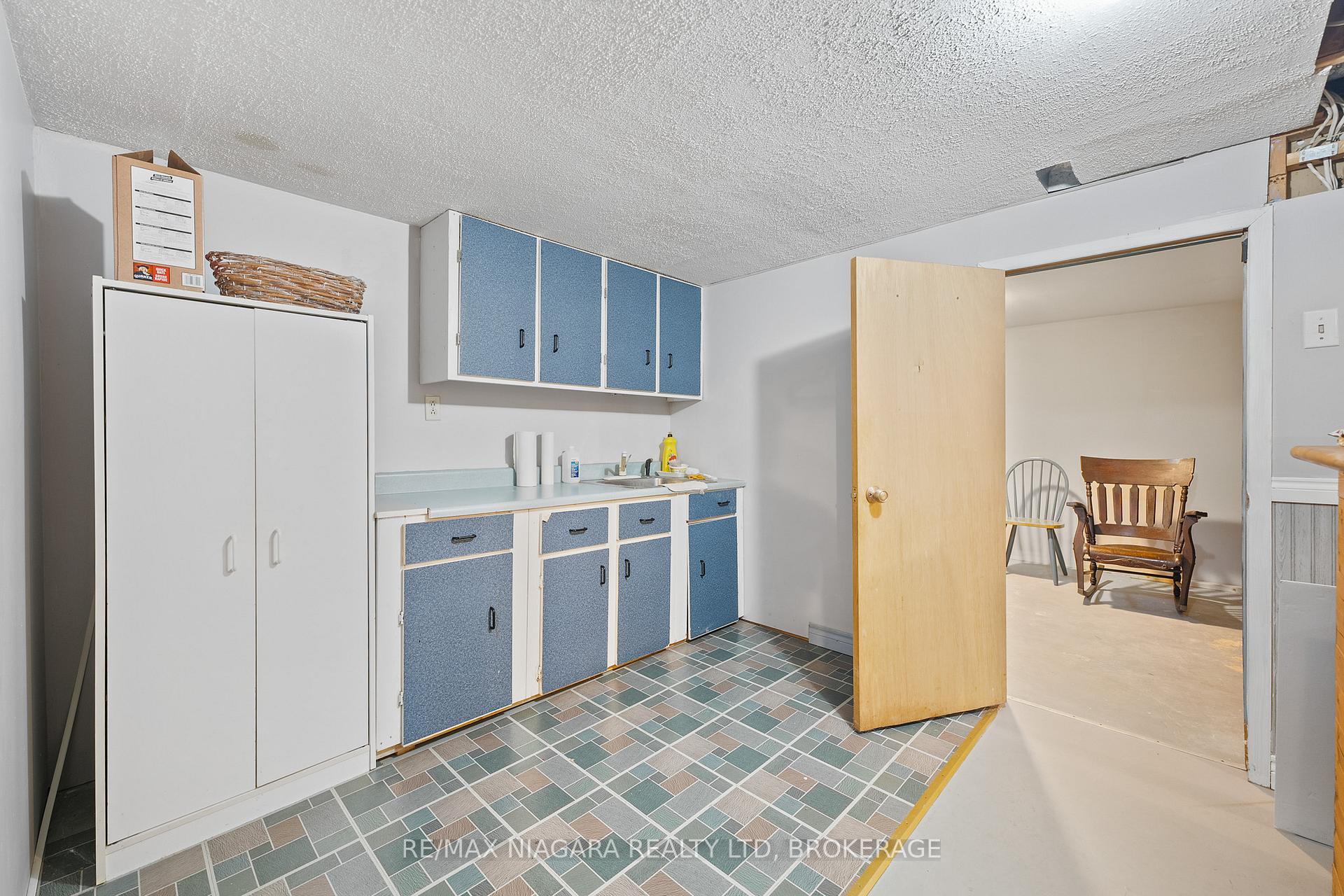 Photo 21 of 4 Cayuga Street, St. Catharines, Haig — HOMEH