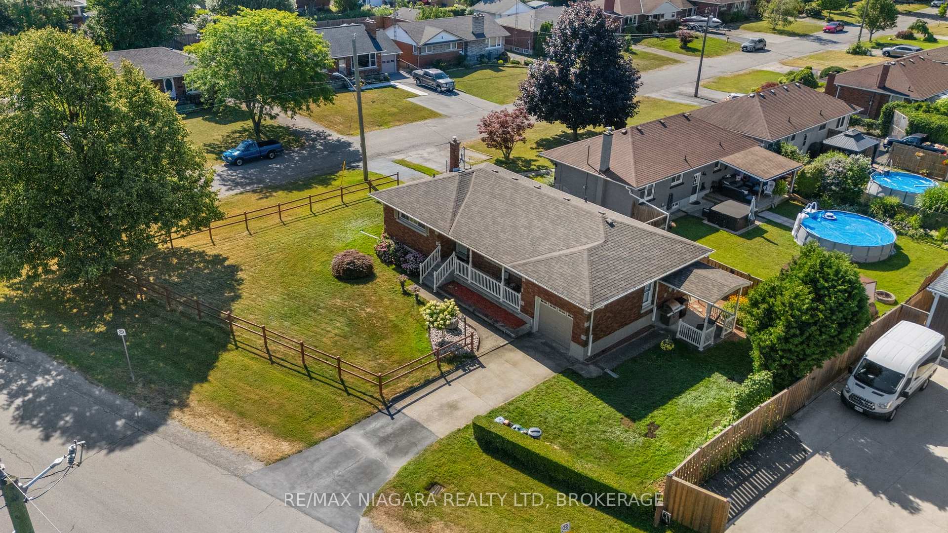 Photo 24 of 4 Cayuga Street, St. Catharines, Haig — HOMEH