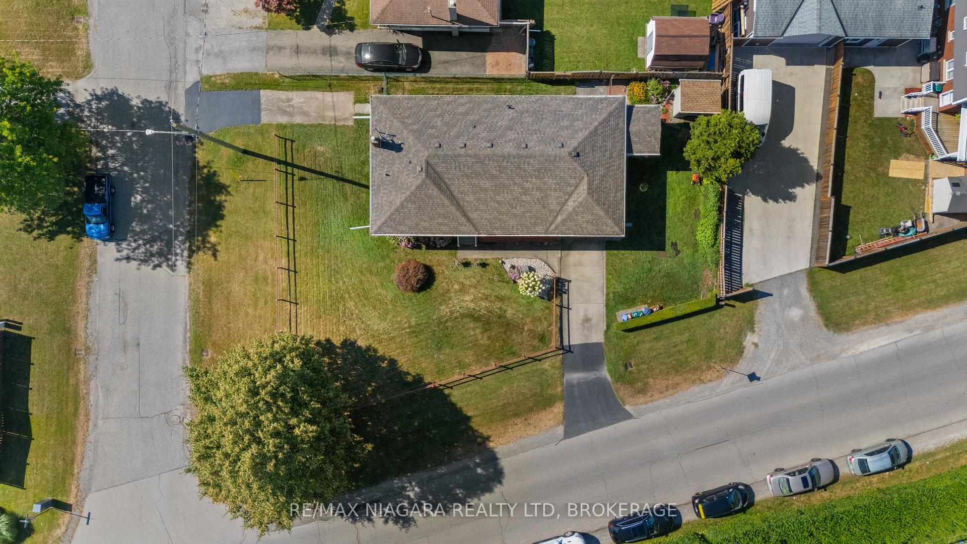 Photo 26 of 4 Cayuga Street, St. Catharines, Haig — HOMEH