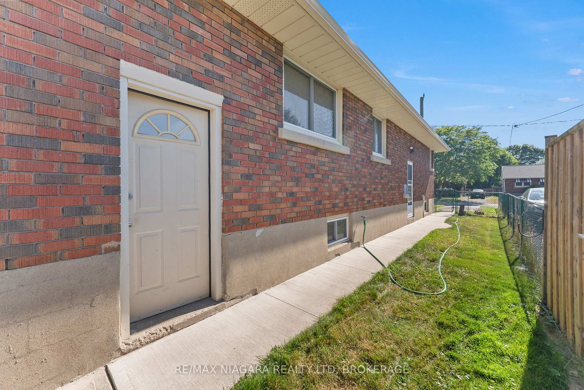 Photo 27 of 4 Cayuga Street, St. Catharines, Haig — HOMEH