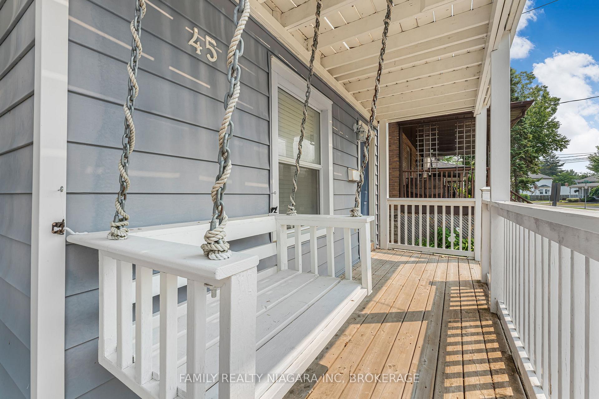 Photo 24 of 45 Almond Street, St. Catharines, Secord Woods — HOMEH