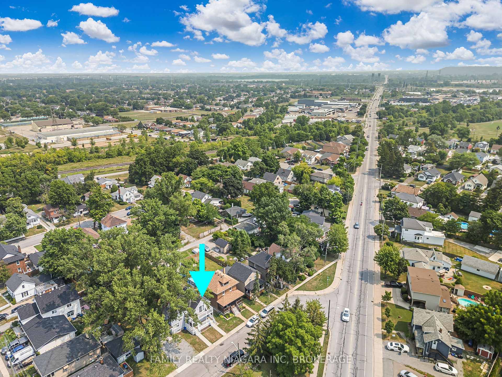 Photo 28 of 45 Almond Street, St. Catharines, Secord Woods — HOMEH