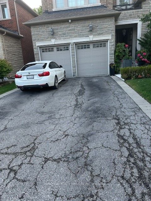 Photo 13 of Unit Lower, 35 Selvapiano Crescent, Vaughan, Vellore Village — HOMEH