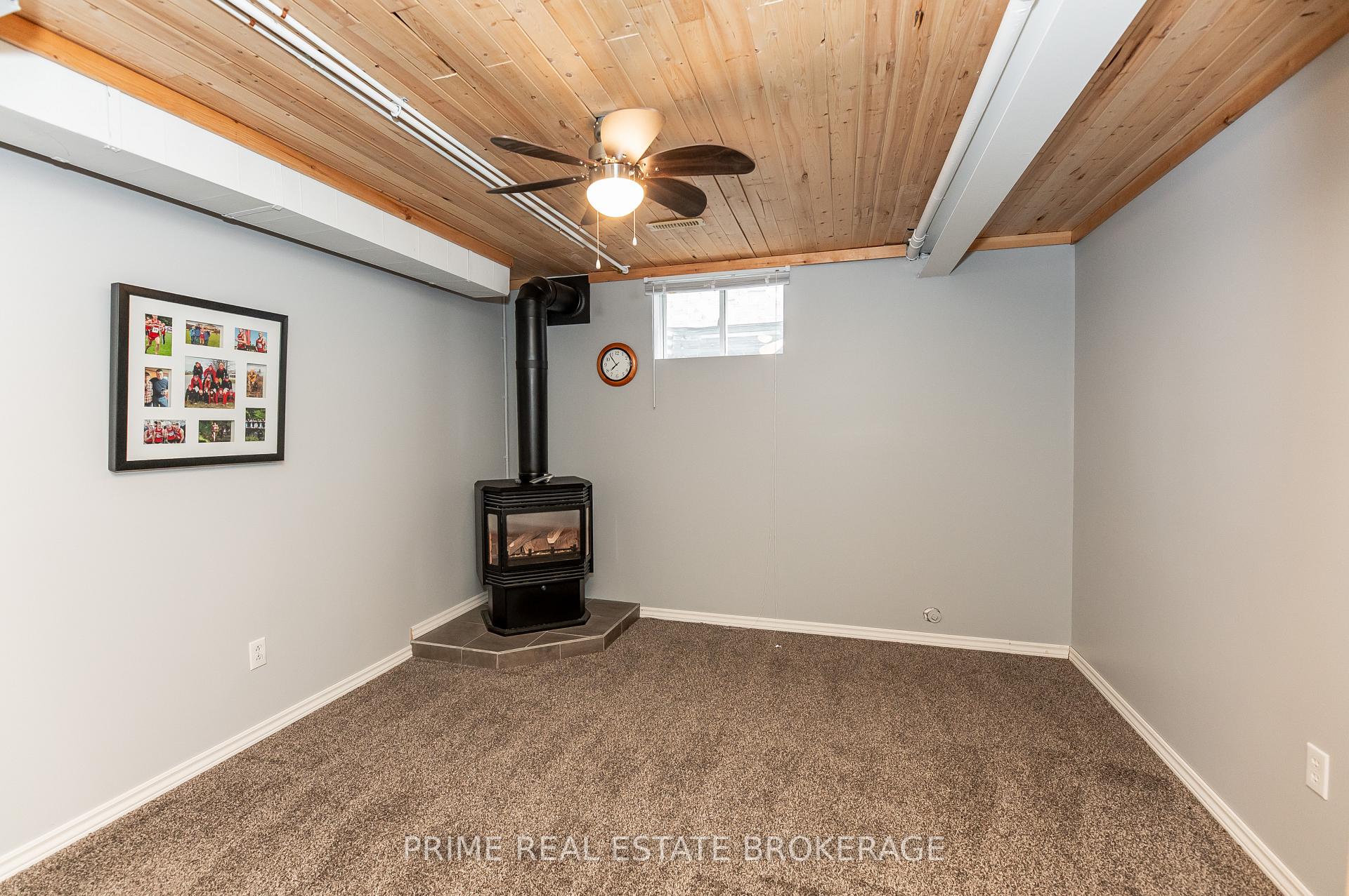 Photo 34 of 44 Riverbank Drive, St. Thomas — HOMEH