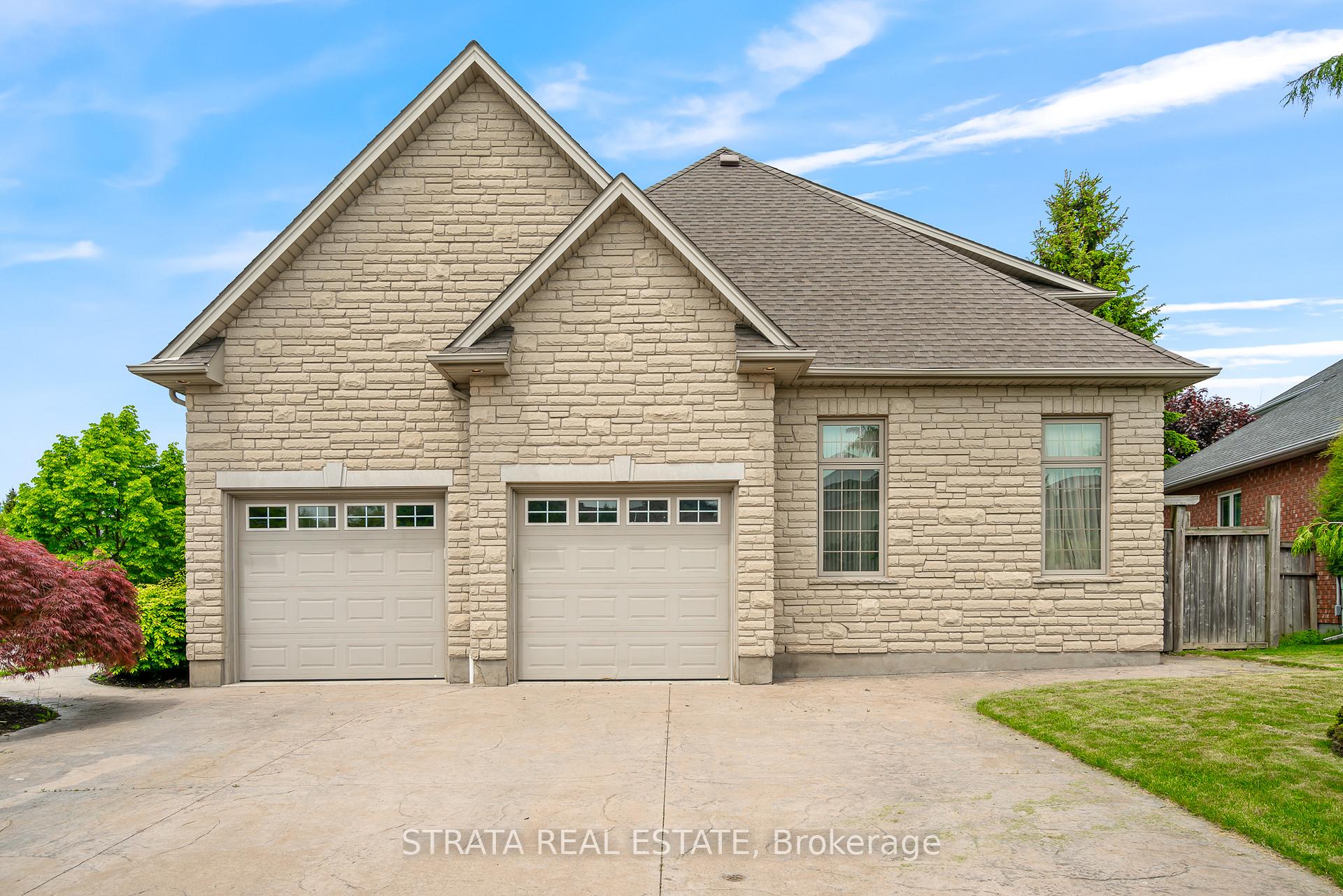 Photo 7 of 51 Breckenridge Boulevard, St. Catharines, Grapeview — HOMEH