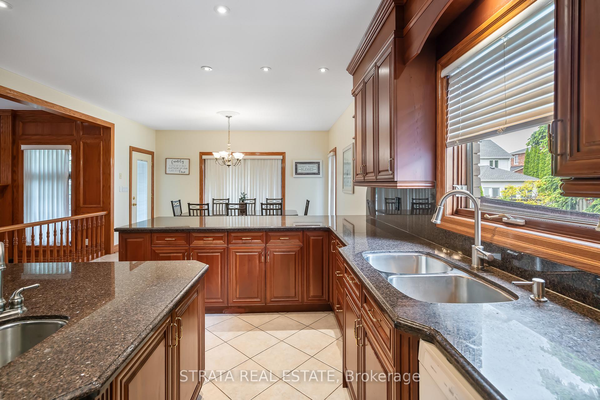 Photo 16 of 51 Breckenridge Boulevard, St. Catharines, Grapeview — HOMEH