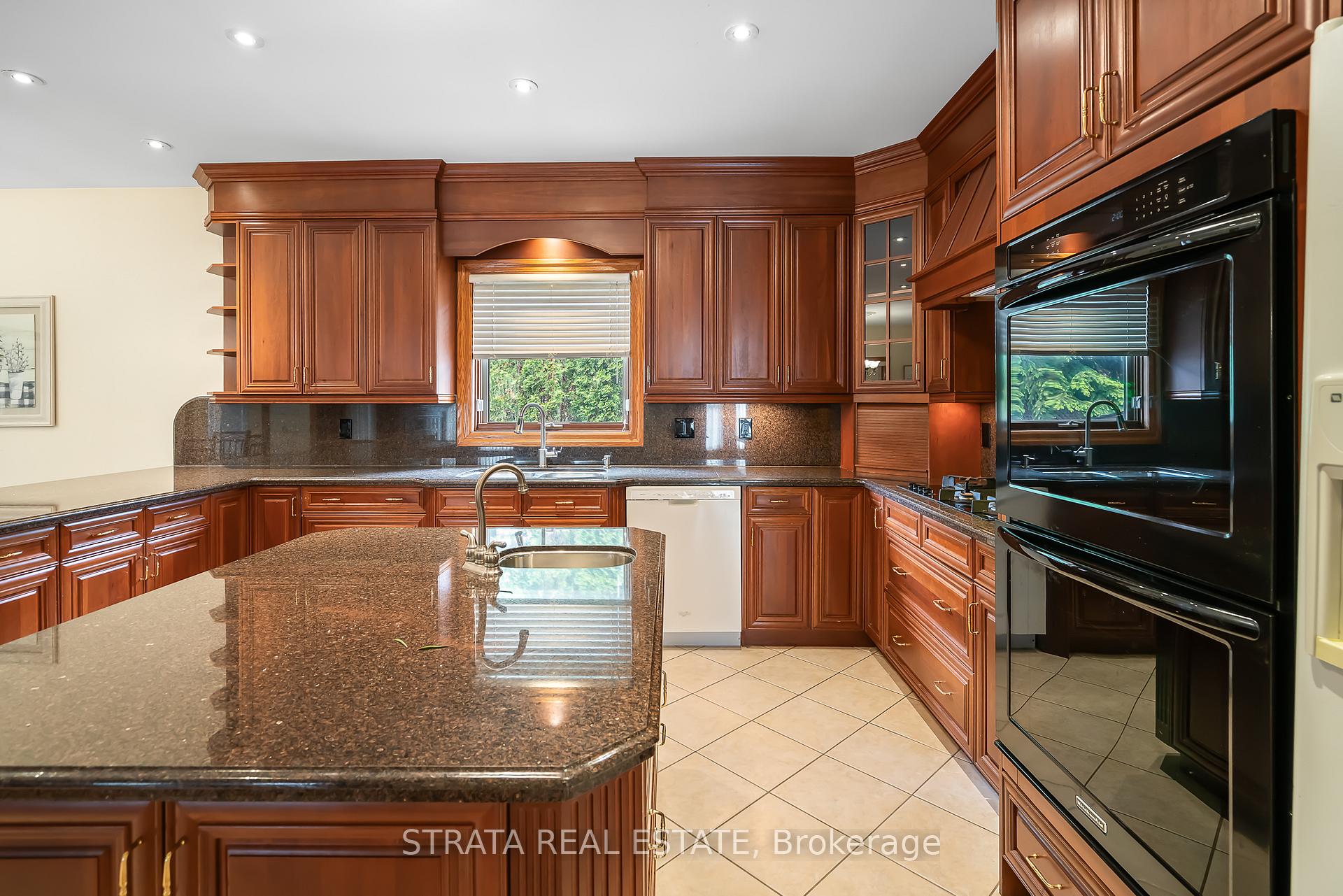 Photo 17 of 51 Breckenridge Boulevard, St. Catharines, Grapeview — HOMEH