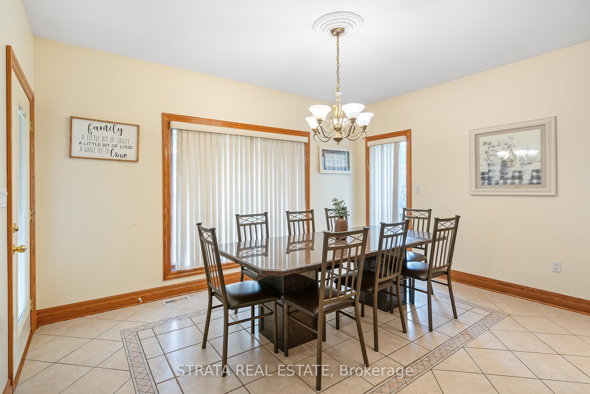 Photo 18 of 51 Breckenridge Boulevard, St. Catharines, Grapeview — HOMEH