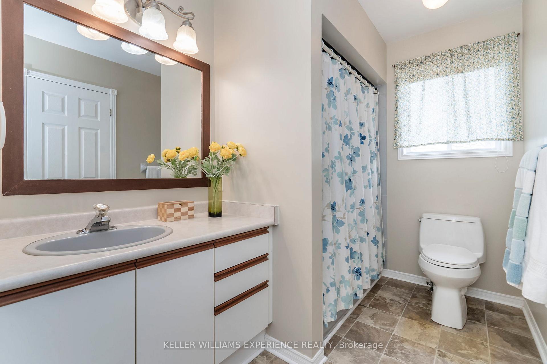 Photo 18 of 14 Glenview Avenue, Springwater, Elmvale — HOMEH