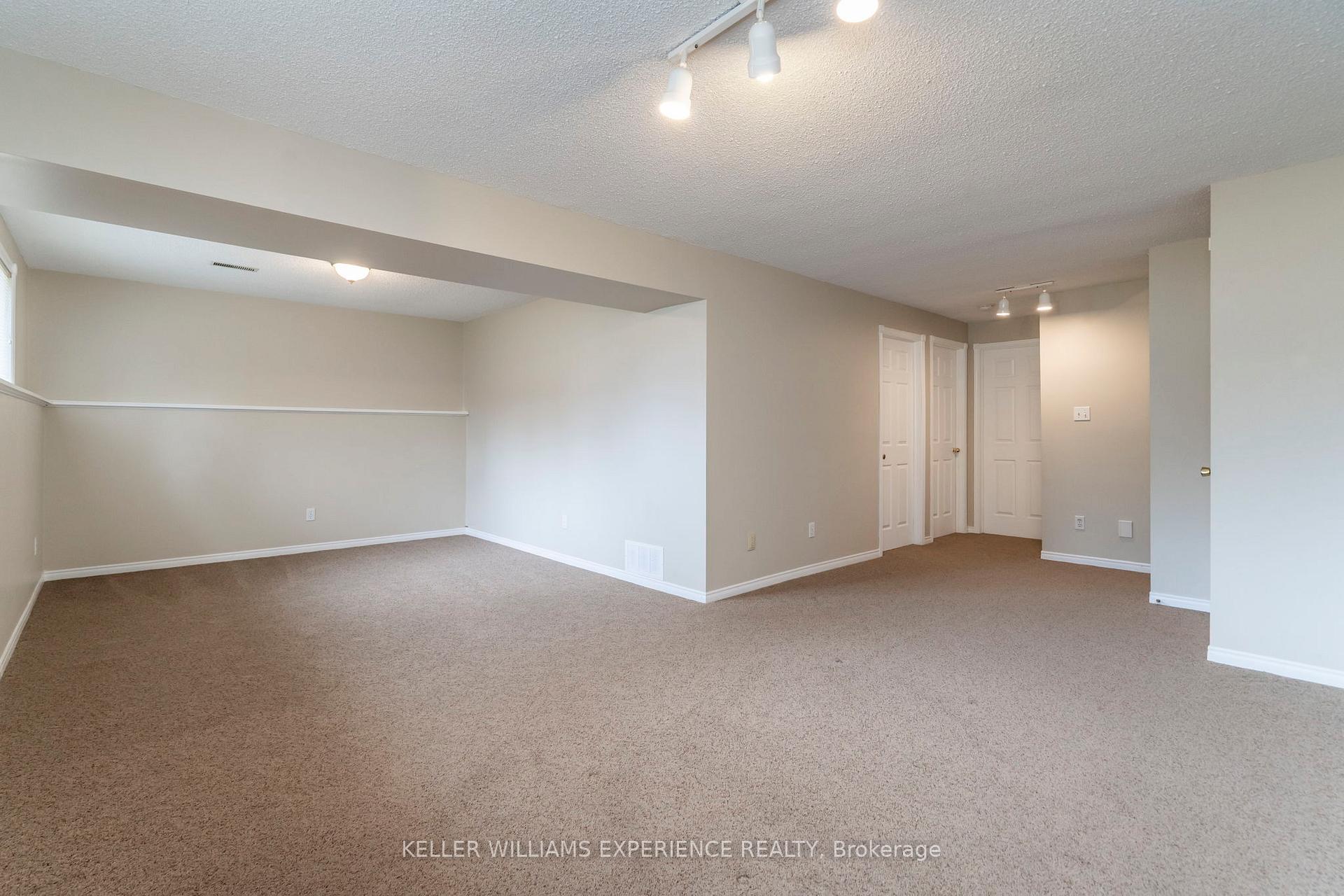 Photo 21 of 14 Glenview Avenue, Springwater, Elmvale — HOMEH