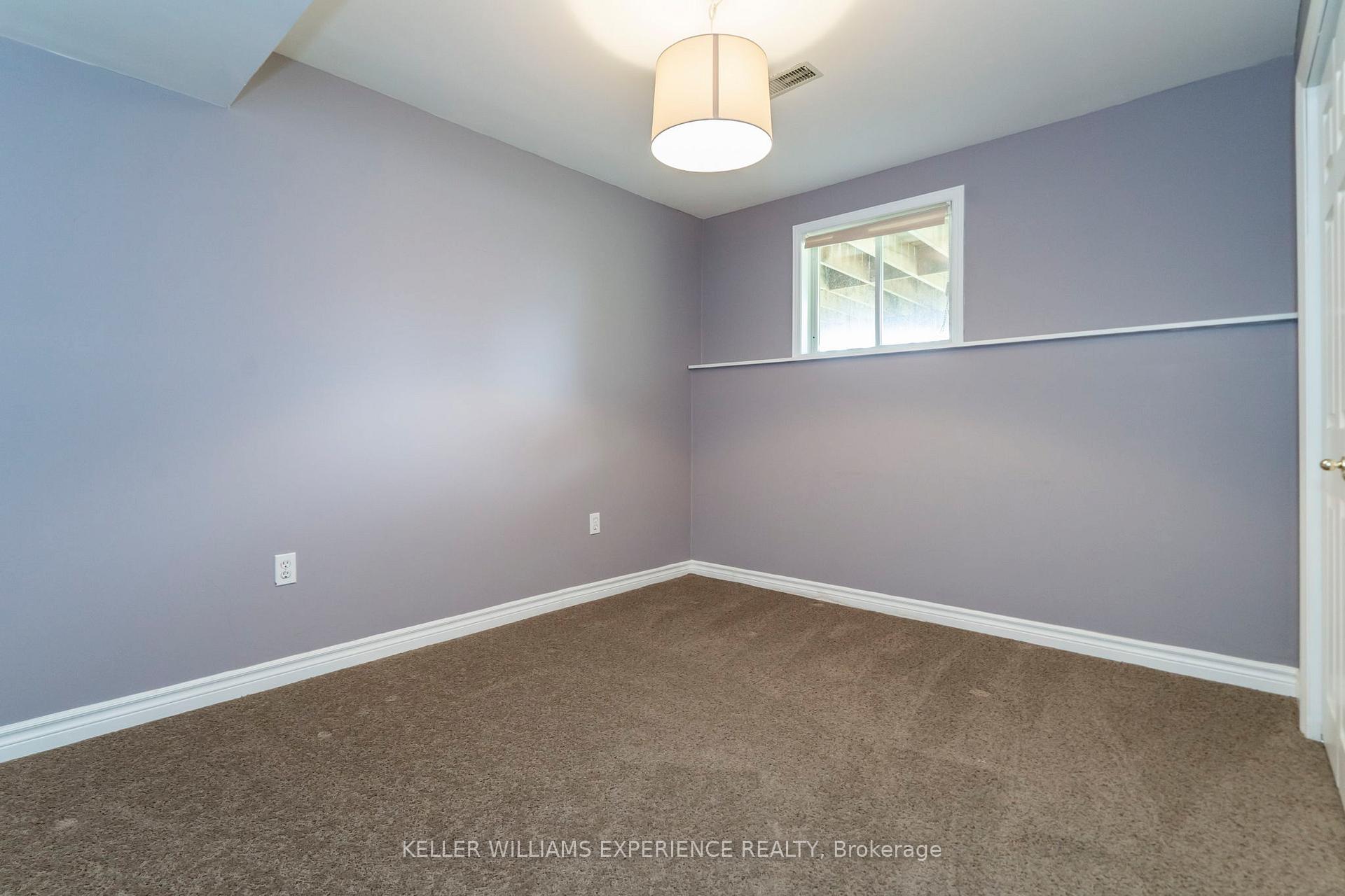 Photo 23 of 14 Glenview Avenue, Springwater, Elmvale — HOMEH