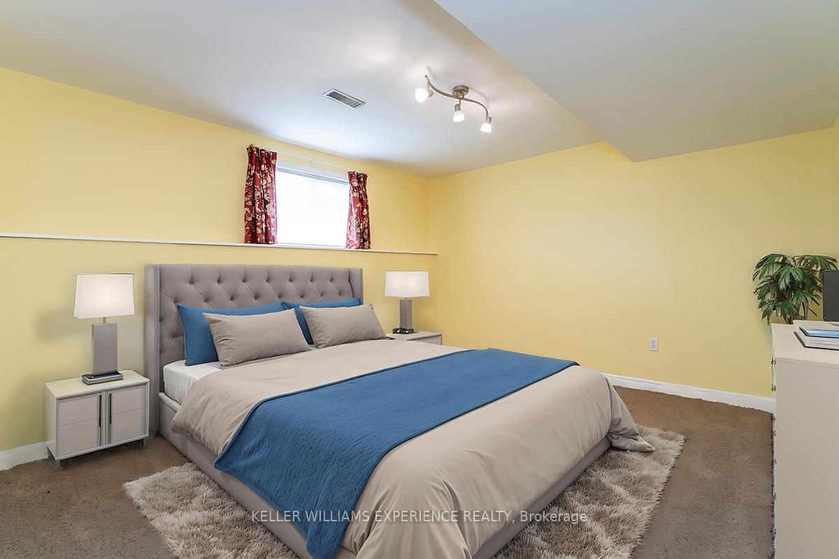 Photo 24 of 14 Glenview Avenue, Springwater, Elmvale — HOMEH