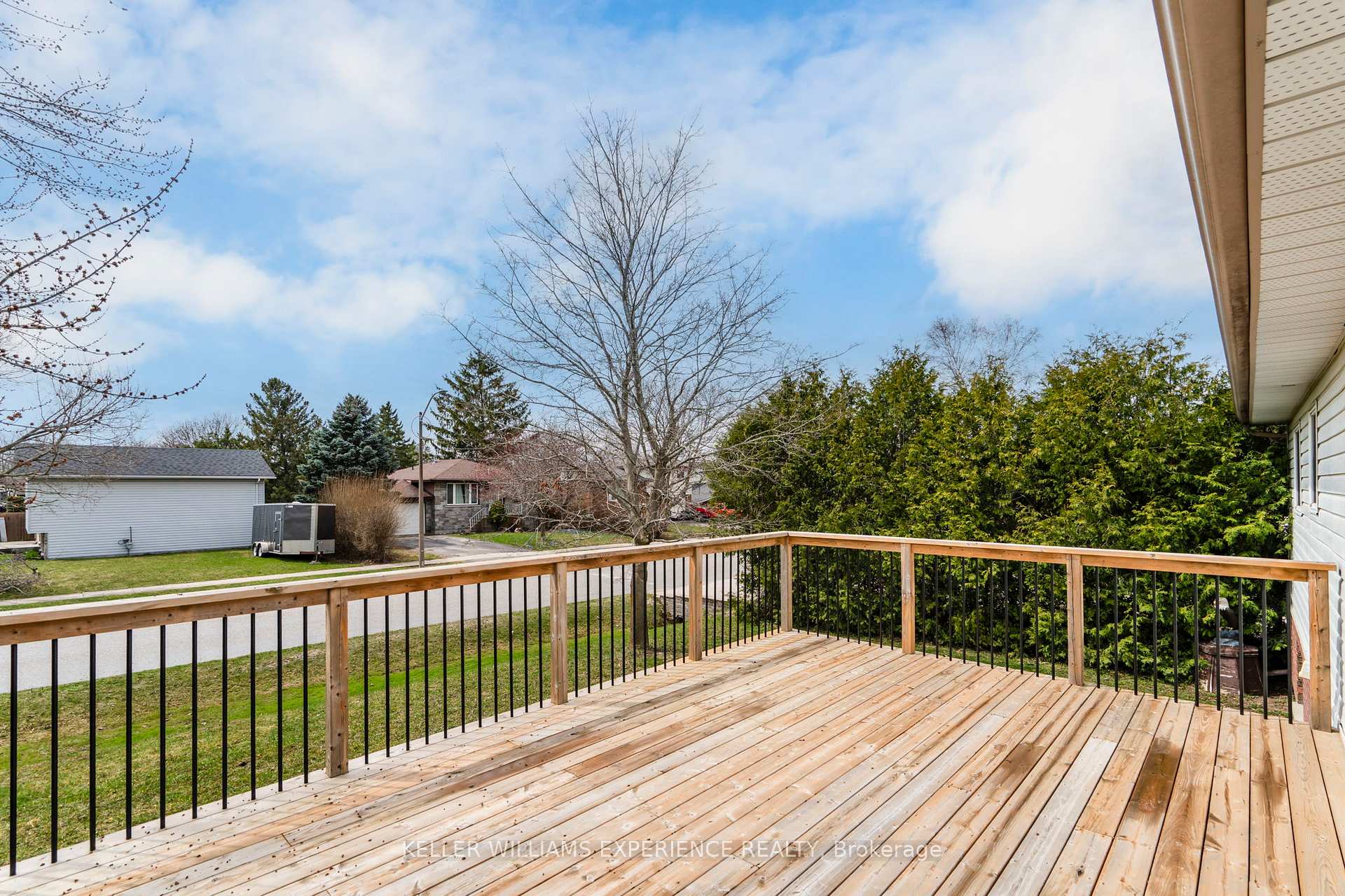 Photo 29 of 14 Glenview Avenue, Springwater, Elmvale — HOMEH