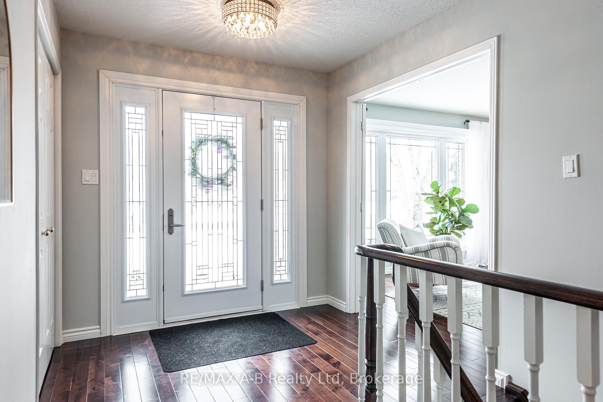 Photo 3 of 30 Nicholson Crescent, Springwater, Snow Valley — HOMEH