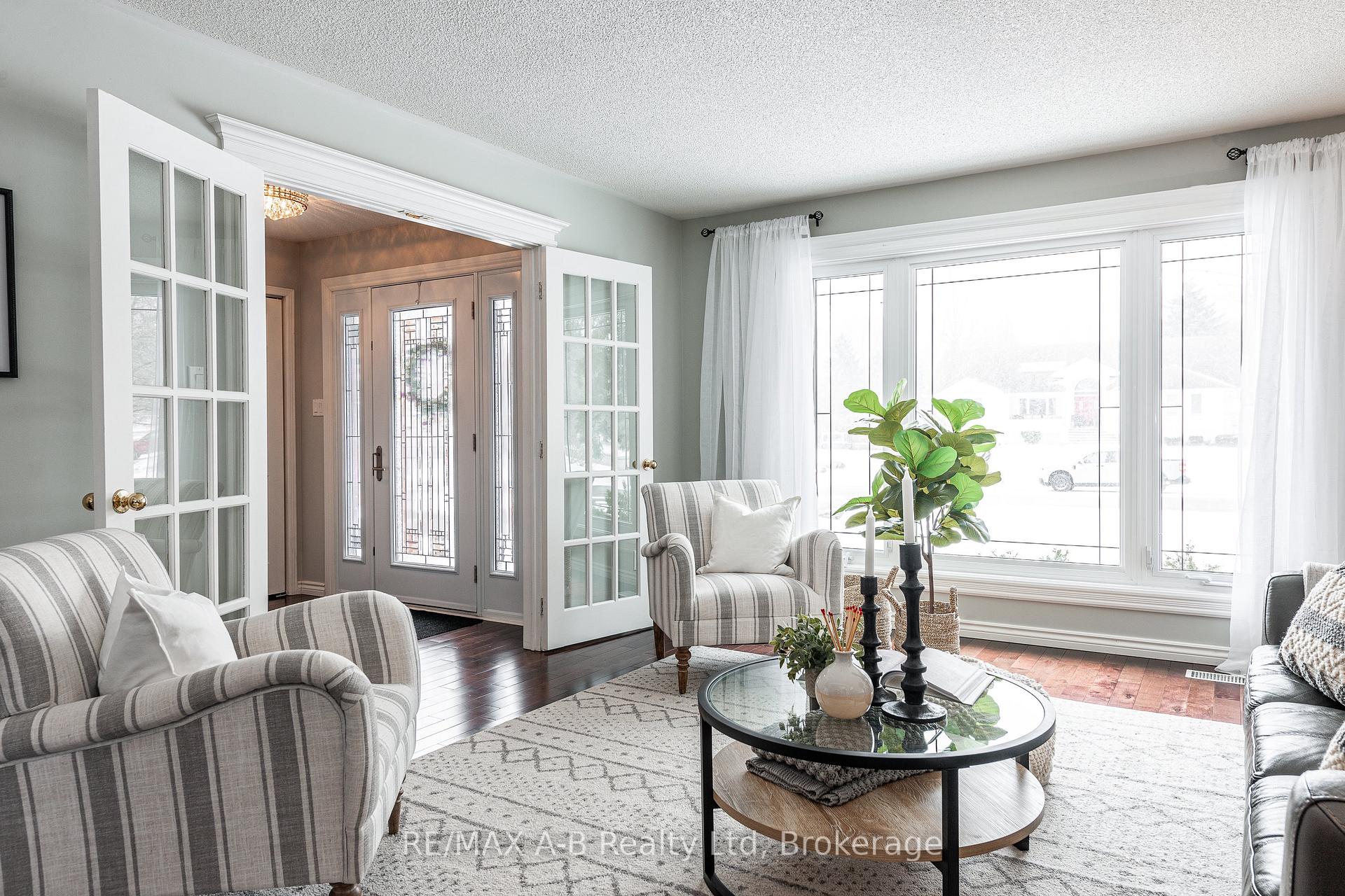 Photo 6 of 30 Nicholson Crescent, Springwater, Snow Valley — HOMEH
