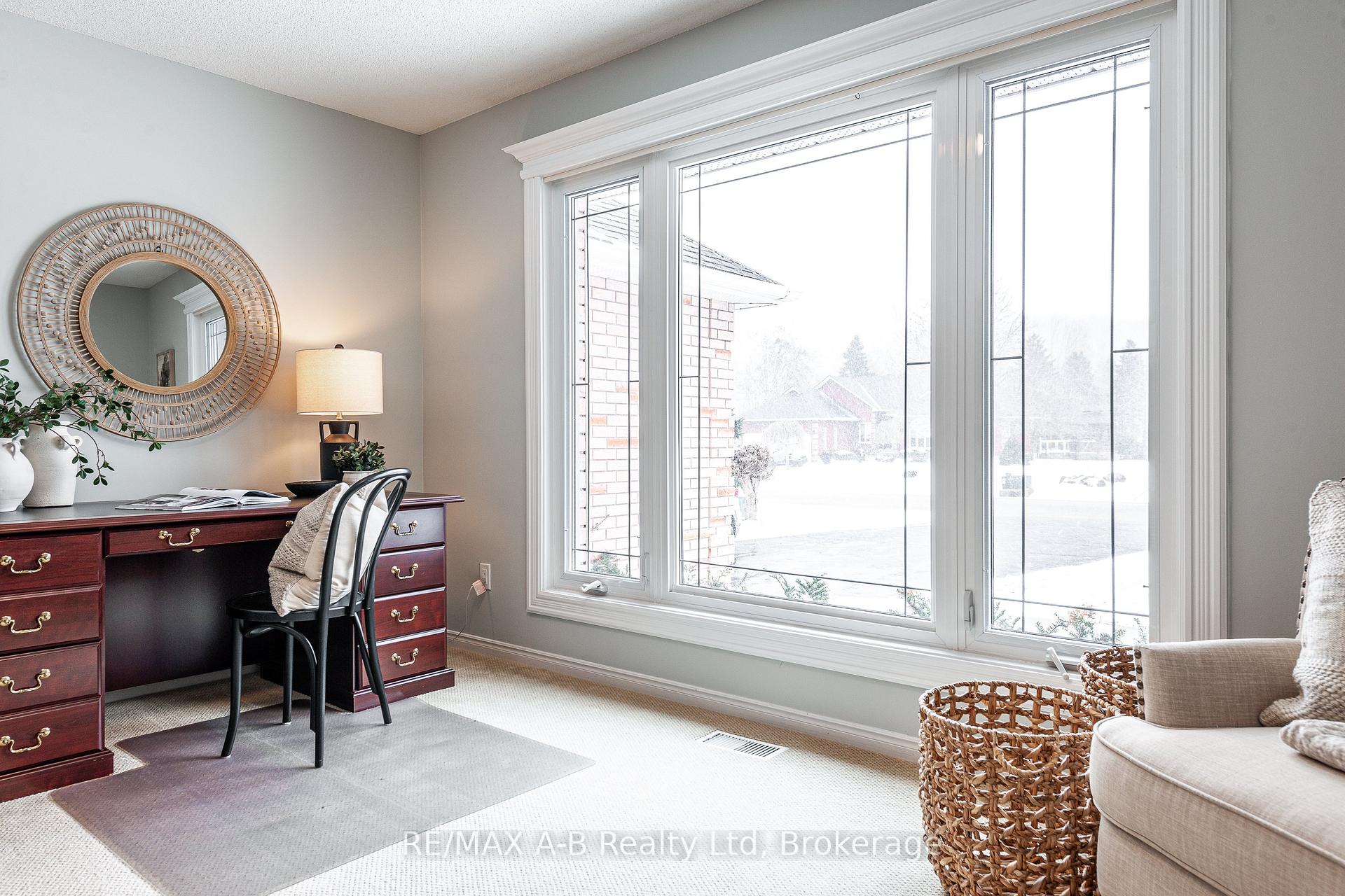 Photo 18 of 30 Nicholson Crescent, Springwater, Snow Valley — HOMEH