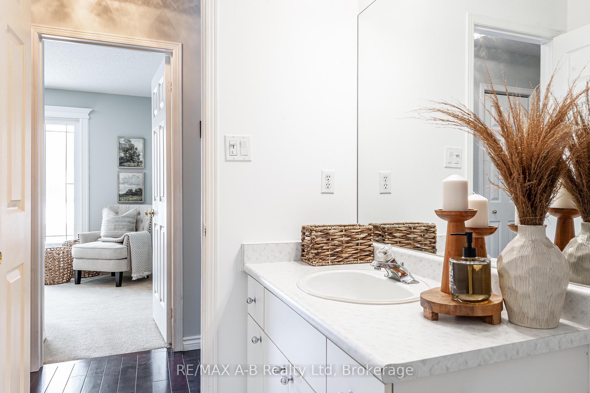Photo 22 of 30 Nicholson Crescent, Springwater, Snow Valley — HOMEH