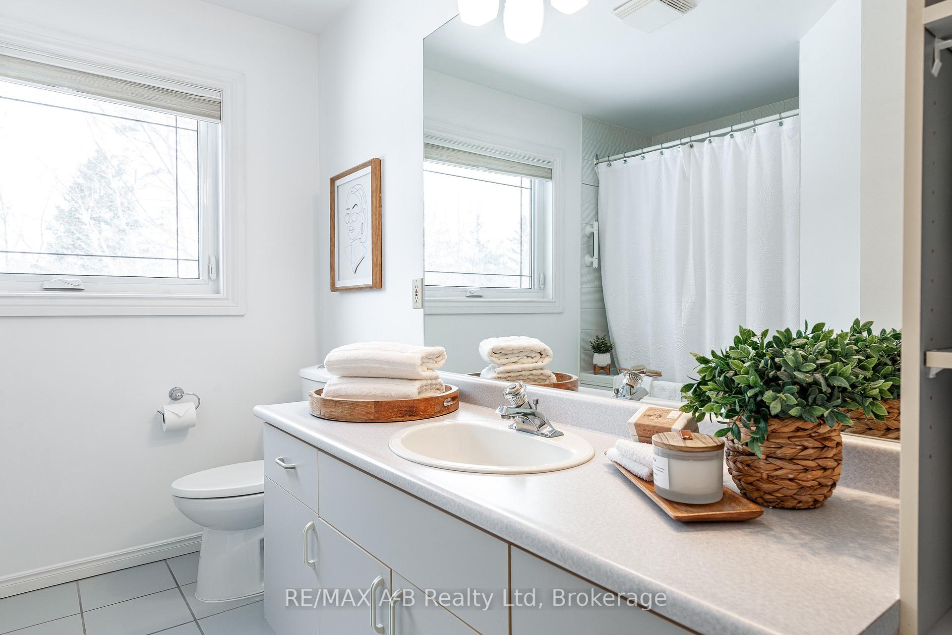Photo 27 of 30 Nicholson Crescent, Springwater, Snow Valley — HOMEH
