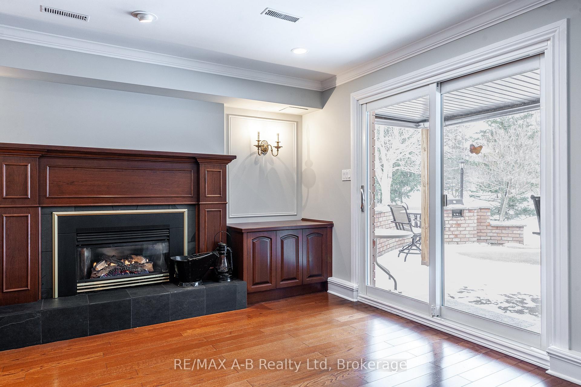 Photo 39 of 30 Nicholson Crescent, Springwater, Snow Valley — HOMEH