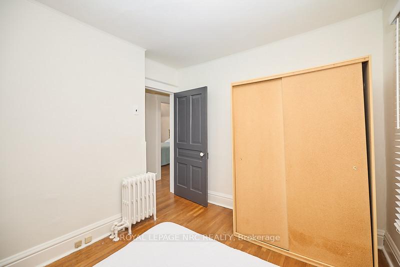 Photo 23 of 54 Henry Street, St. Catharines, Downtown — HOMEH