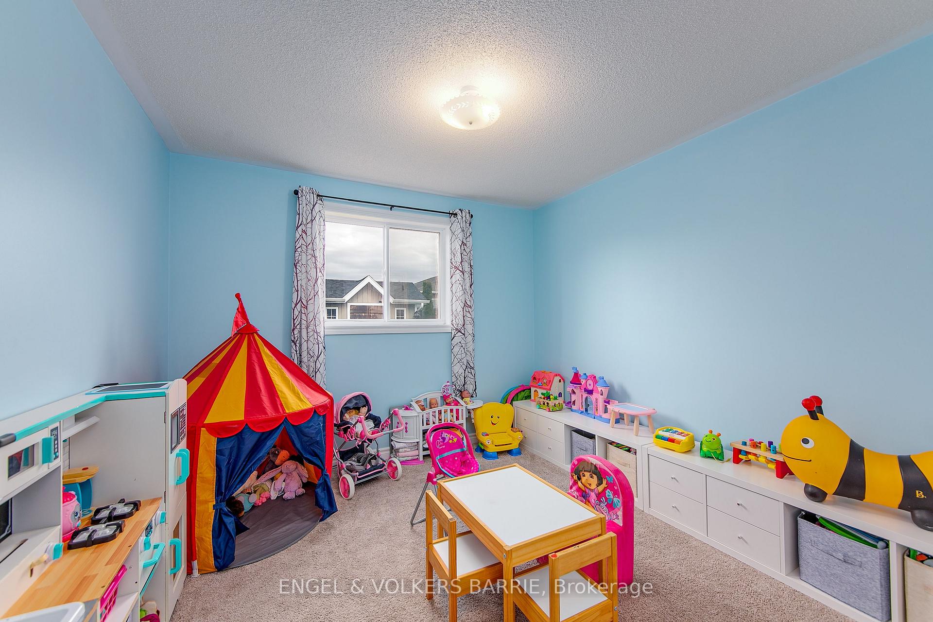 Photo 24 of 6 Whitfield Crescent, Springwater, Elmvale — HOMEH