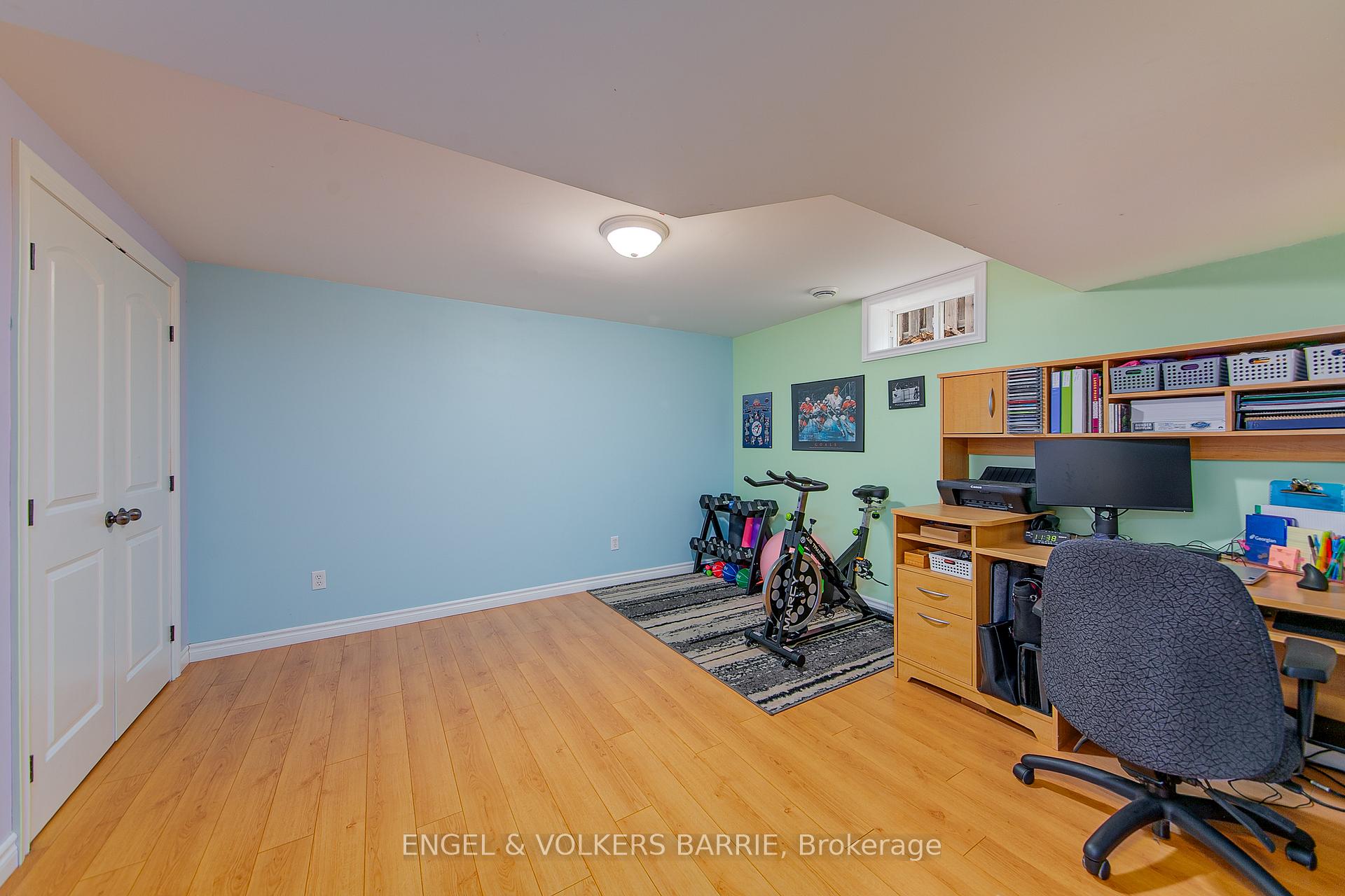 Photo 34 of 6 Whitfield Crescent, Springwater, Elmvale — HOMEH