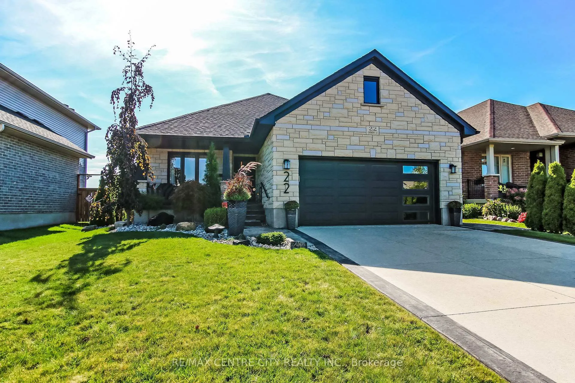 Front of 22 Oakmont Street