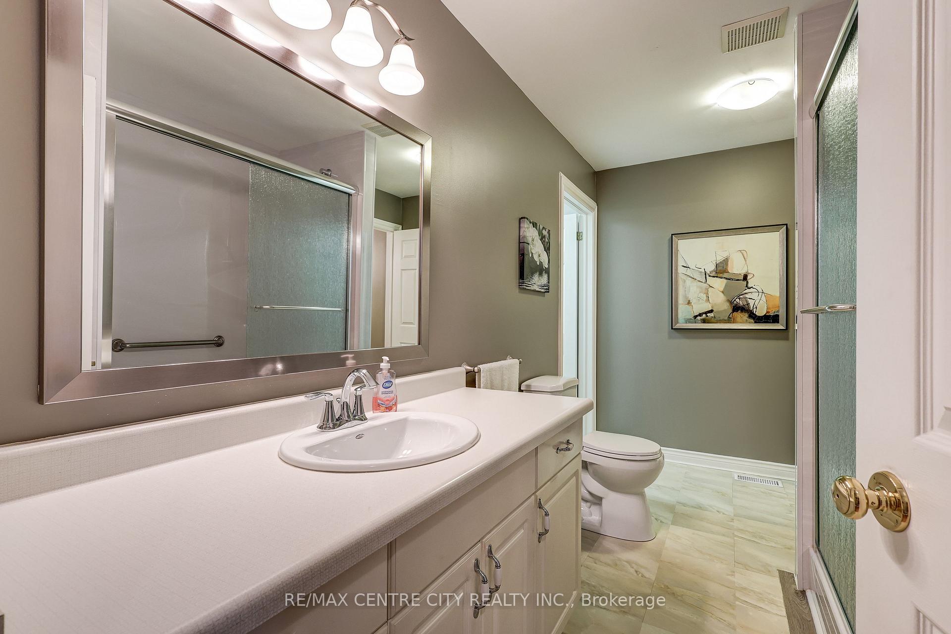 Photo 12 of 126 Manor Road, St. Thomas — HOMEH