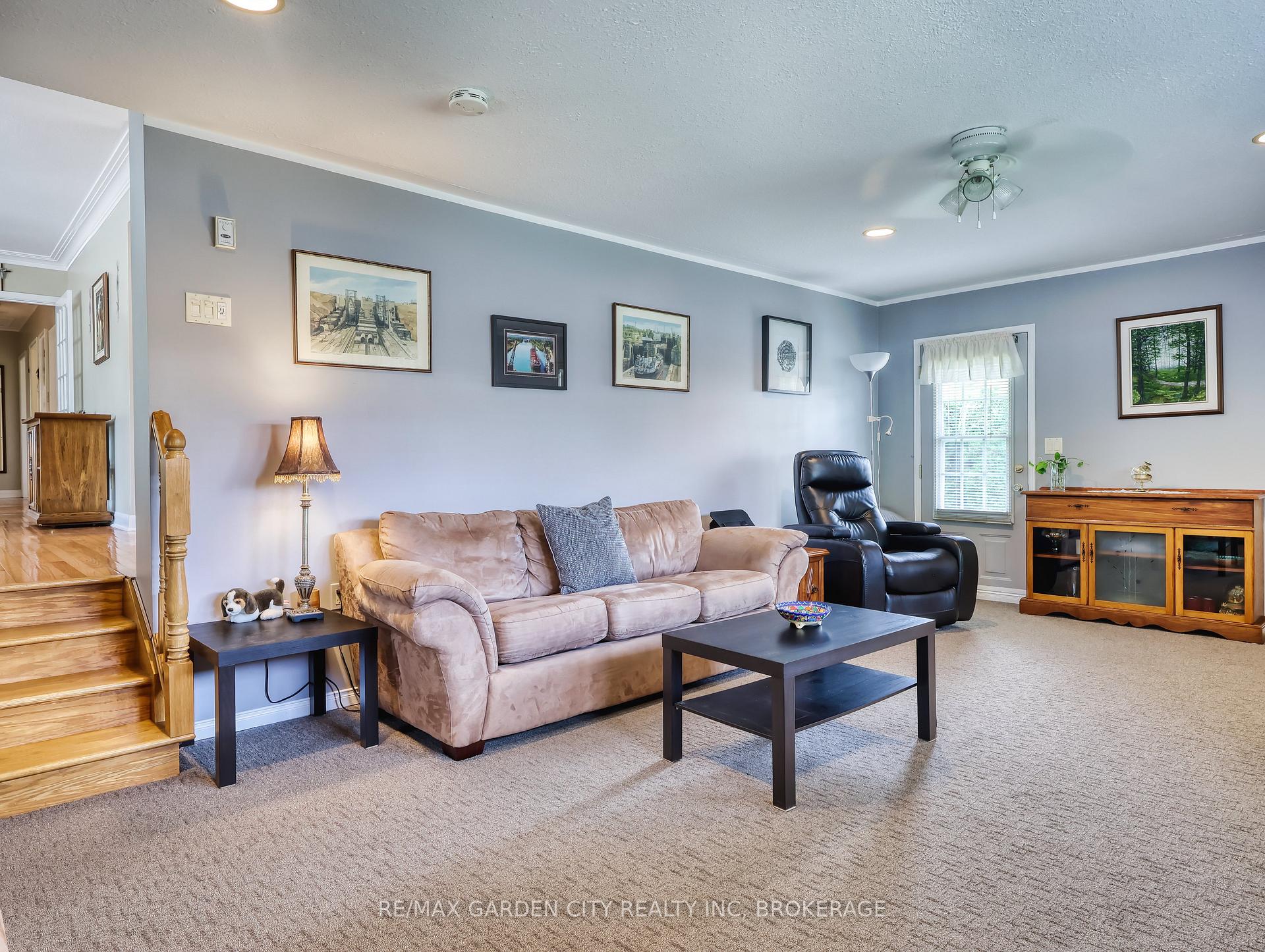 Photo 23 of 9 Champa Drive, St. Catharines, Vine/Linwell — HOMEH