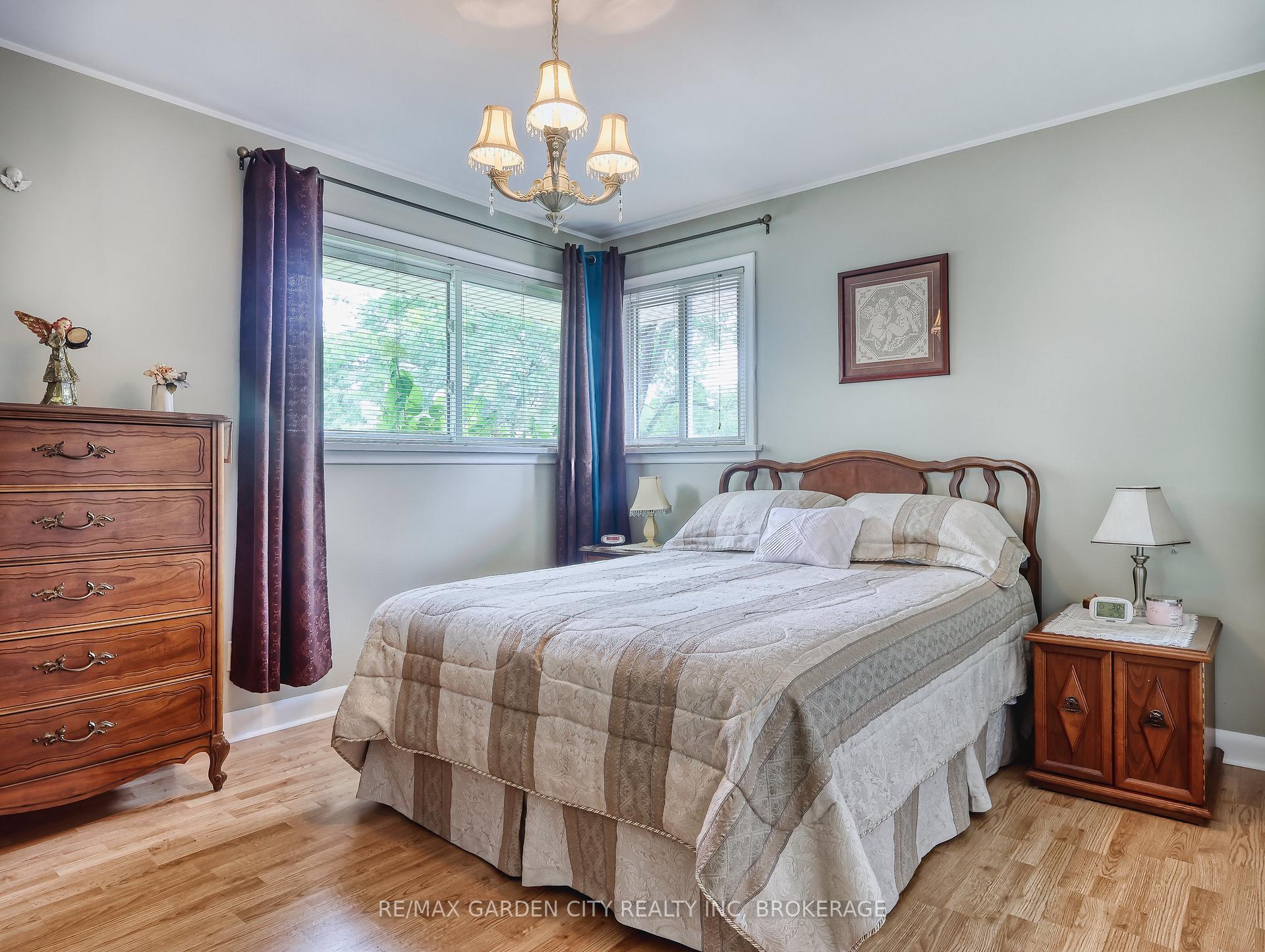 Photo 24 of 9 Champa Drive, St. Catharines, Vine/Linwell — HOMEH