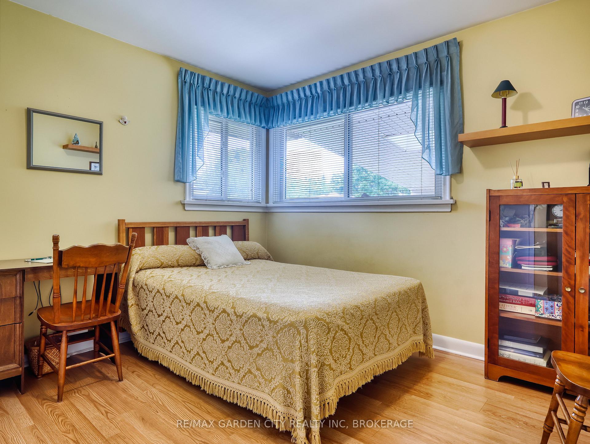Photo 26 of 9 Champa Drive, St. Catharines, Vine/Linwell — HOMEH