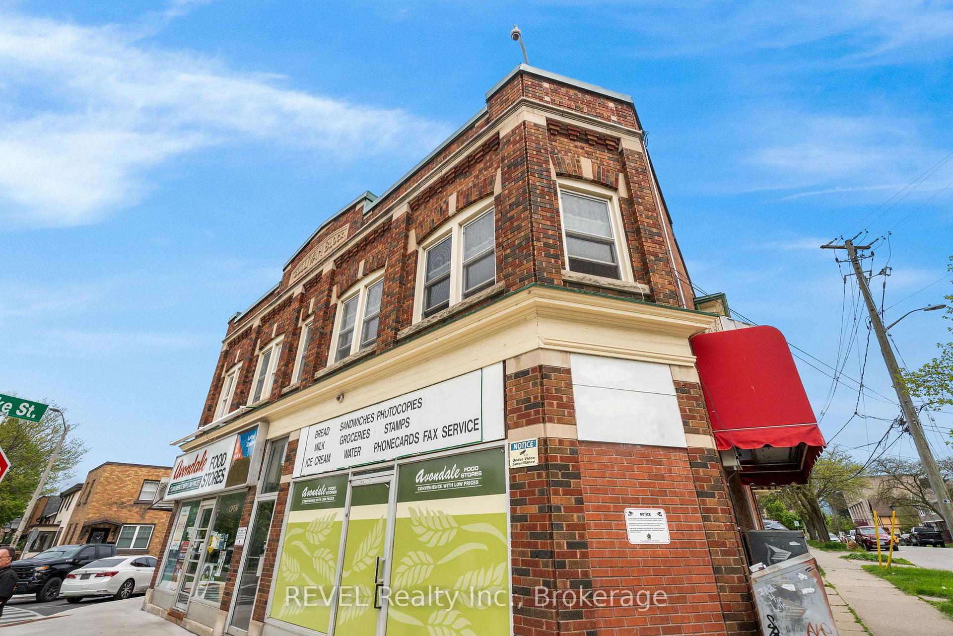 Photo 3 of Unit Apt #1, 74 Queen Street, St. Catharines, Downtown — HOMEH