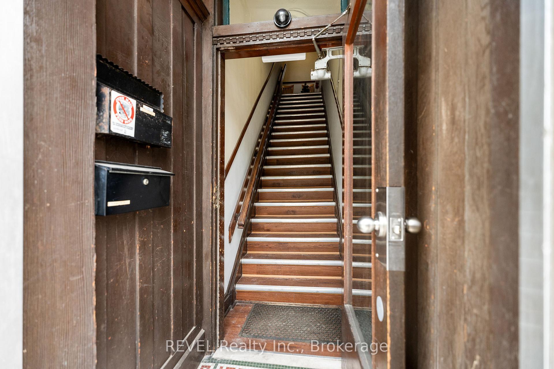 Photo 6 of Unit Apt #1, 74 Queen Street, St. Catharines, Downtown — HOMEH