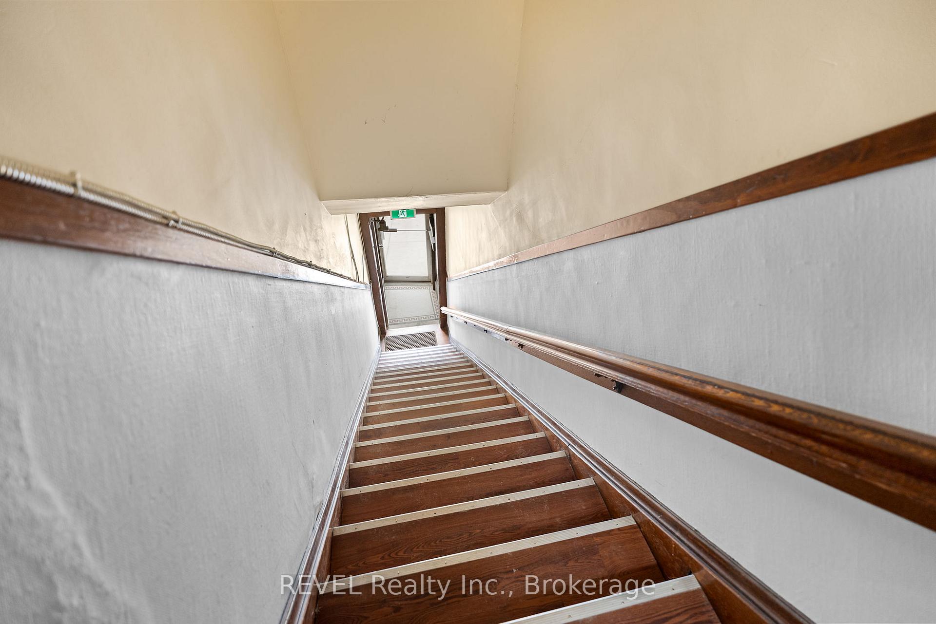 Photo 7 of Unit Apt #1, 74 Queen Street, St. Catharines, Downtown — HOMEH